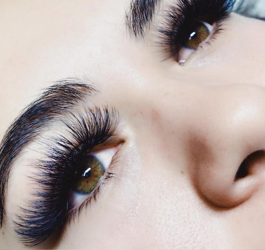 MATTE F CURL LASHES